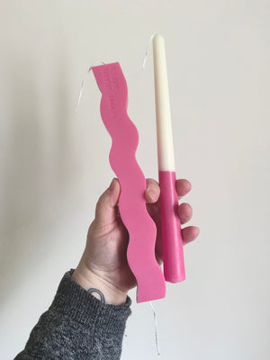 Open image in slideshow, Squiggle Soy Wax Essential Oil Candle
